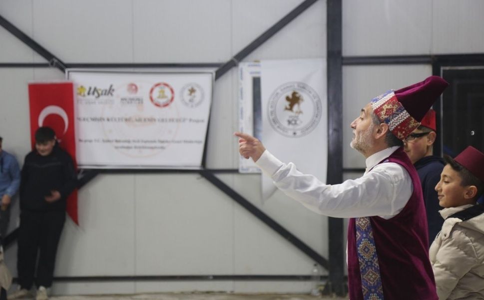 Uşak İl Özel İdaresi köylerde Ramazan şenliği düzenliyor