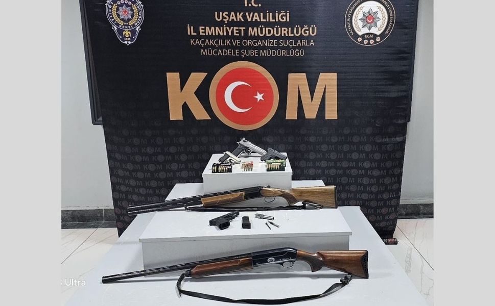Uşak’ta ruhsatsız silah operasyonu