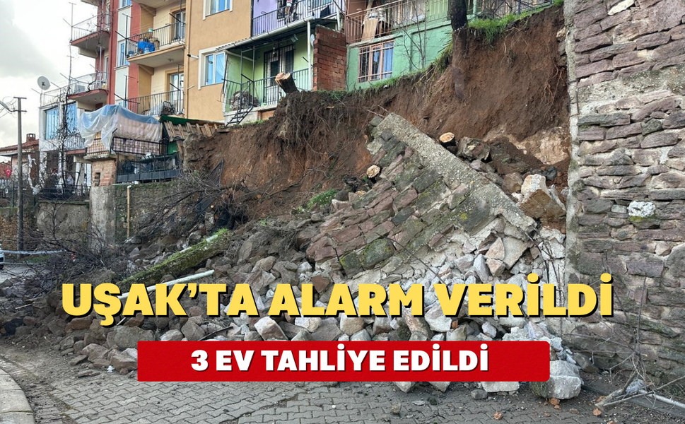Uşak'ta heyelan yaşandı: istinat duvarı çöktü