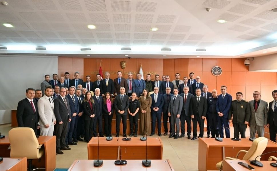 Vali Aktaş Uşak’ta veda turlarına çıktı