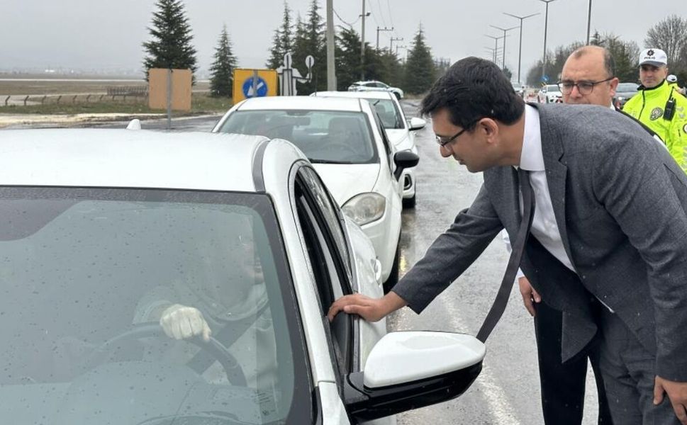 Vali Kartal uygulama noktalarını ziyaret etti