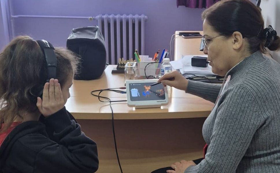 Uşak’ta Miniklere İşitme Kontrolü