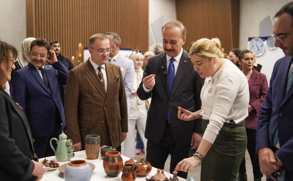 Uşak geleneksel sanatları başarıyla temsil edildi