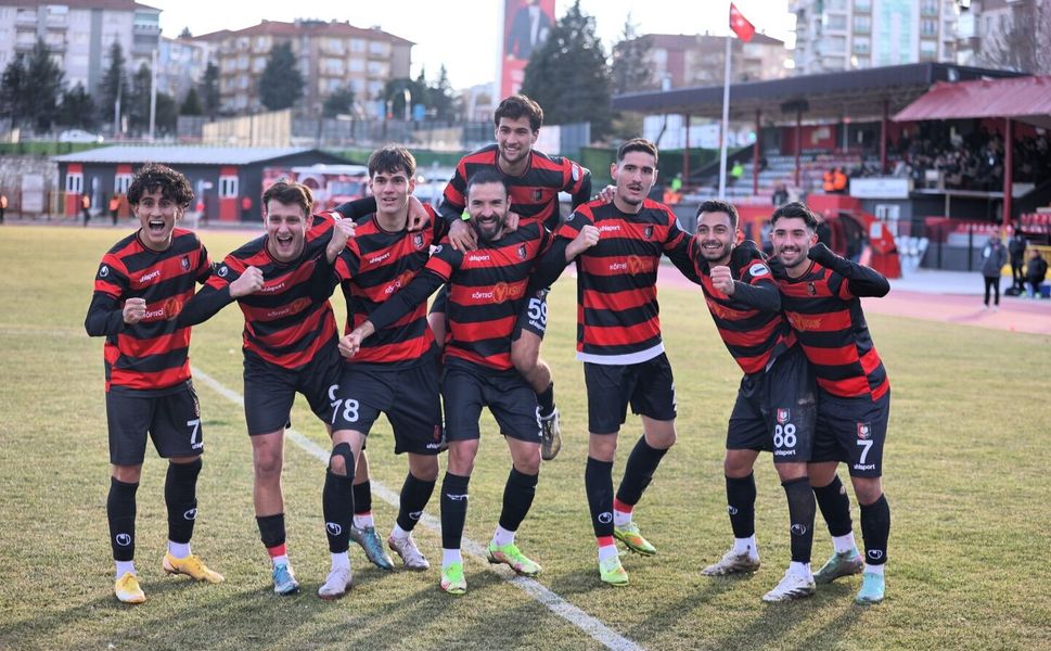 Uşakspor, Bugün Karşıyaka İle  Karşı Karşıya Gelecek