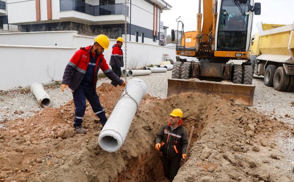 Uşak'ta İçme Suyu Altyapı Çalışmaları Gerçekleştiriliyor