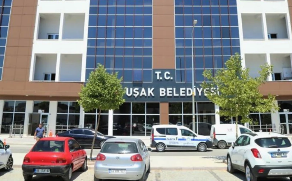 Uşak Belediyesi’nden Tebrik Ziyaretlerine Geçici Ara