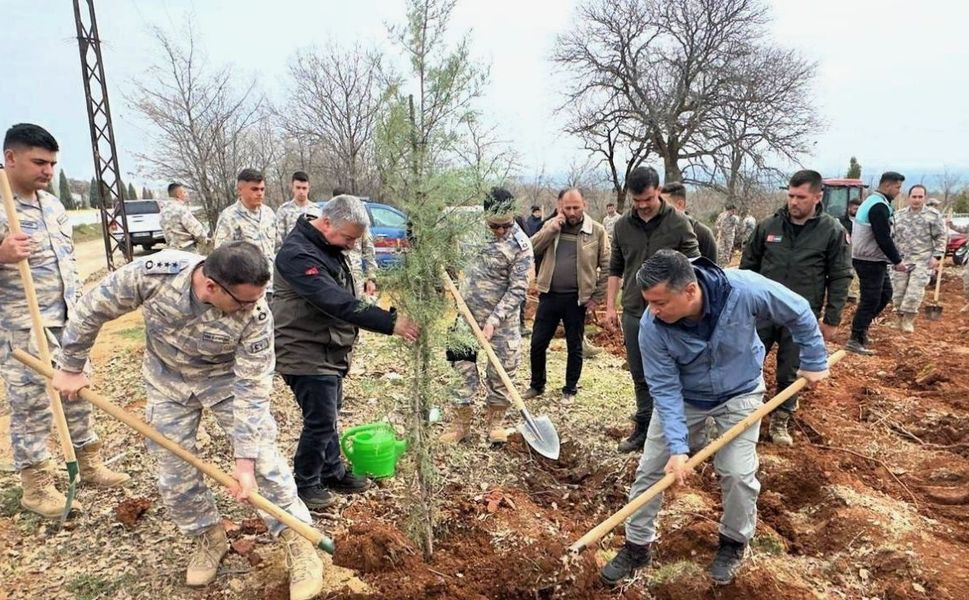 Uşak’ta Mehmetçik Hatıra Ormanı’nda Geleceğe Nefes Etkinliği