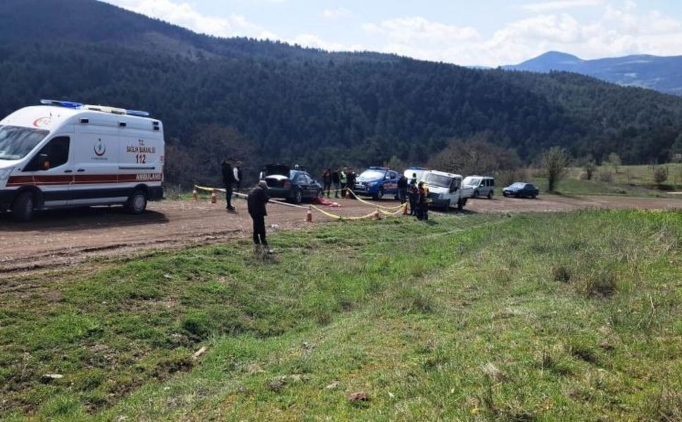 Kayıp Olarak Aranıyordu, Aracının Altında Ölü Bulundu