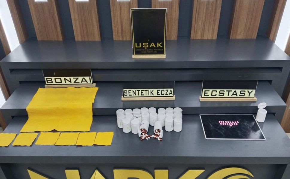 Uşak’ta Binlerce Doz Yasaklı Madde Ele Geçirildi