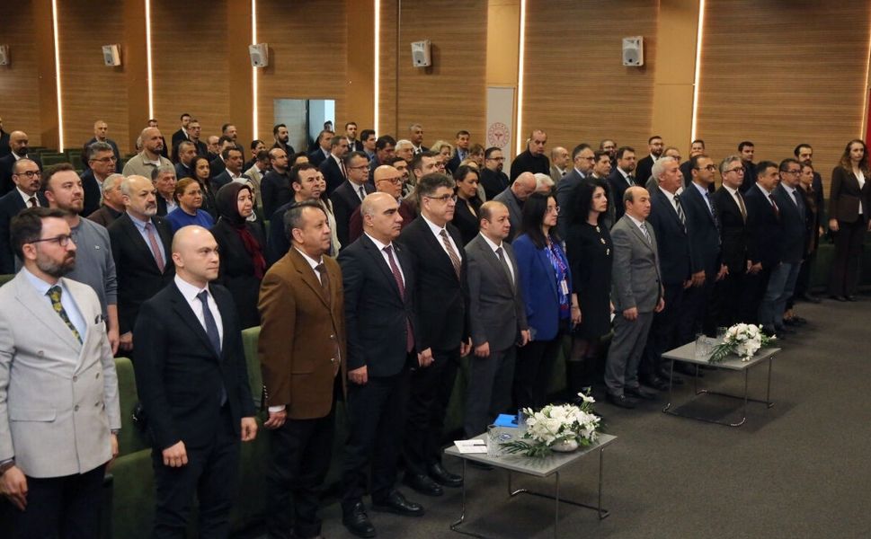 Uşak Sağlık Yöneticileri REDES 2026 Eğitim Toplantısında İzmir’de Buluştu