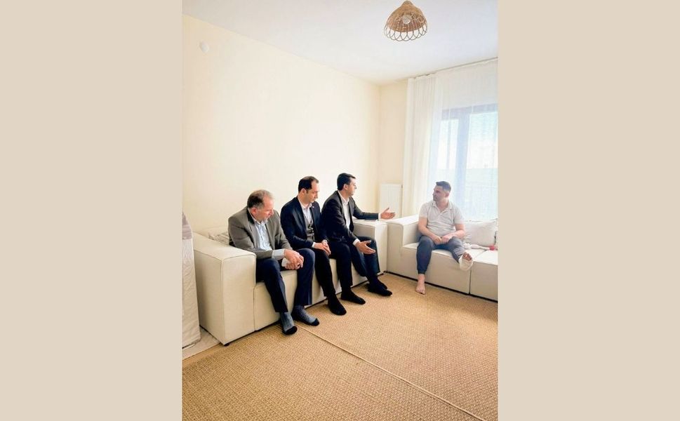 Uşak Valisi Serdar Kartal Yaralı Polisi Ziyaret Etti