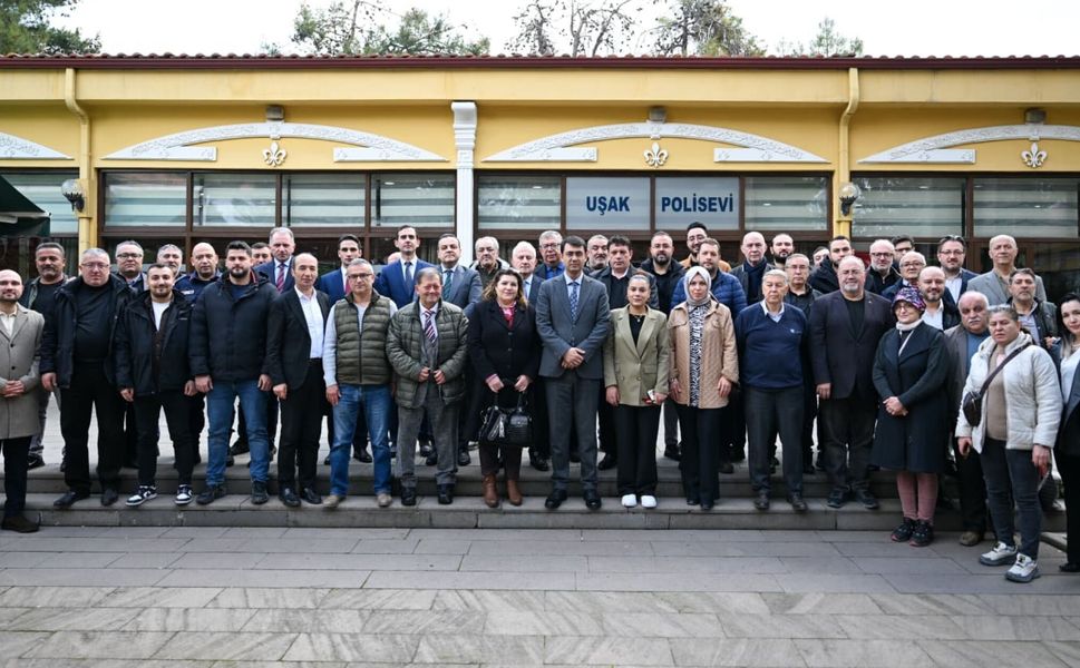 Uşak Valisi Sertal Kartal, Basınla Kahvaltıda Bir Araya Geldi