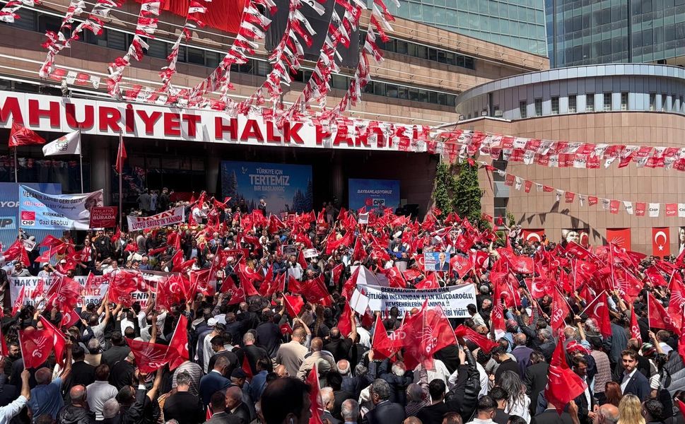 Kılıçdaroğlu; “Uşak Belediyesi'nde rüşvet ve talan” dedi