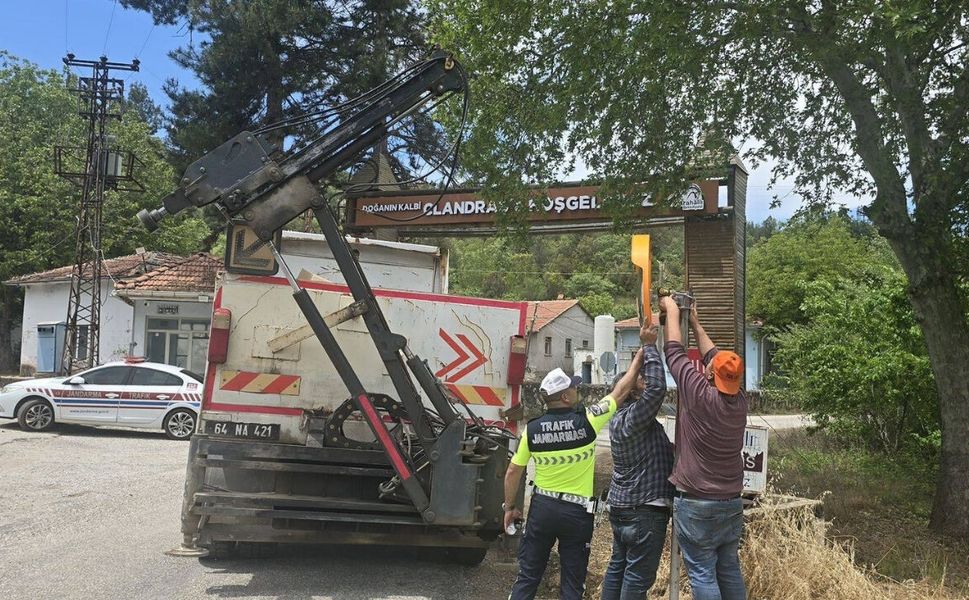 Karahallı’da Kör Noktalara Güvenlik Hamlesi