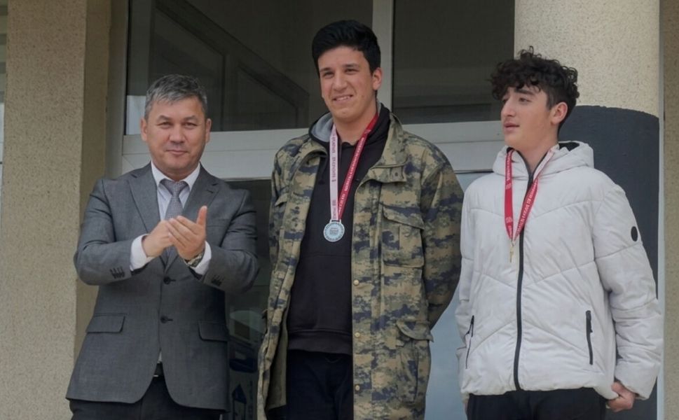 Uşak’ta Okçulukta Zirve Bu Lisenin Öğrencilerinden Geldi