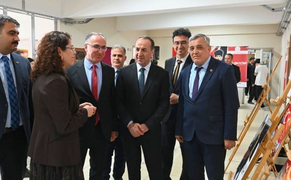 Uşak’ta “Atatürk ve Gençlik Yarışması” Ödül Töreni Yapıldı