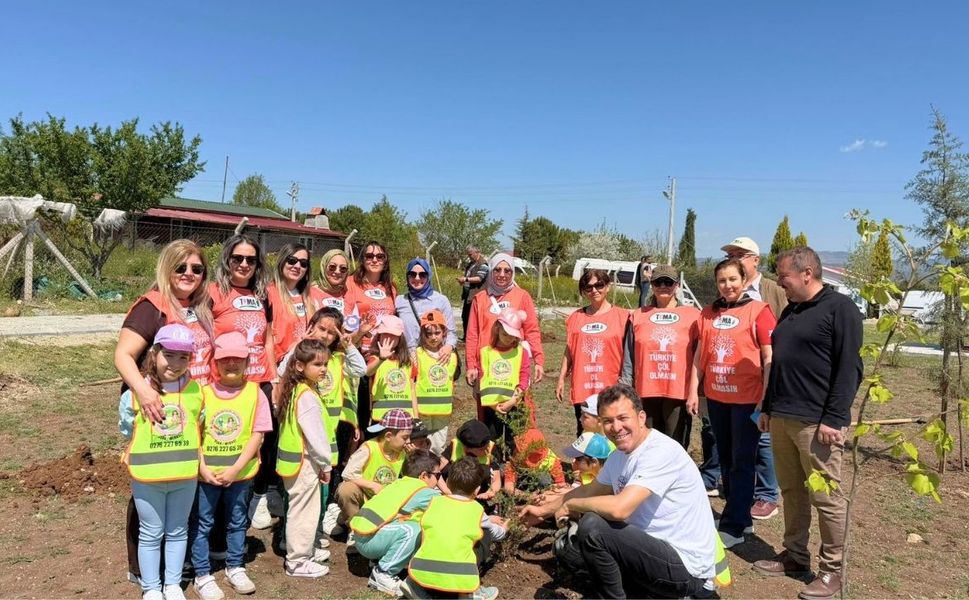TEMA Uşak Muharremşah Mahallesi’nde Umut Yeşertti