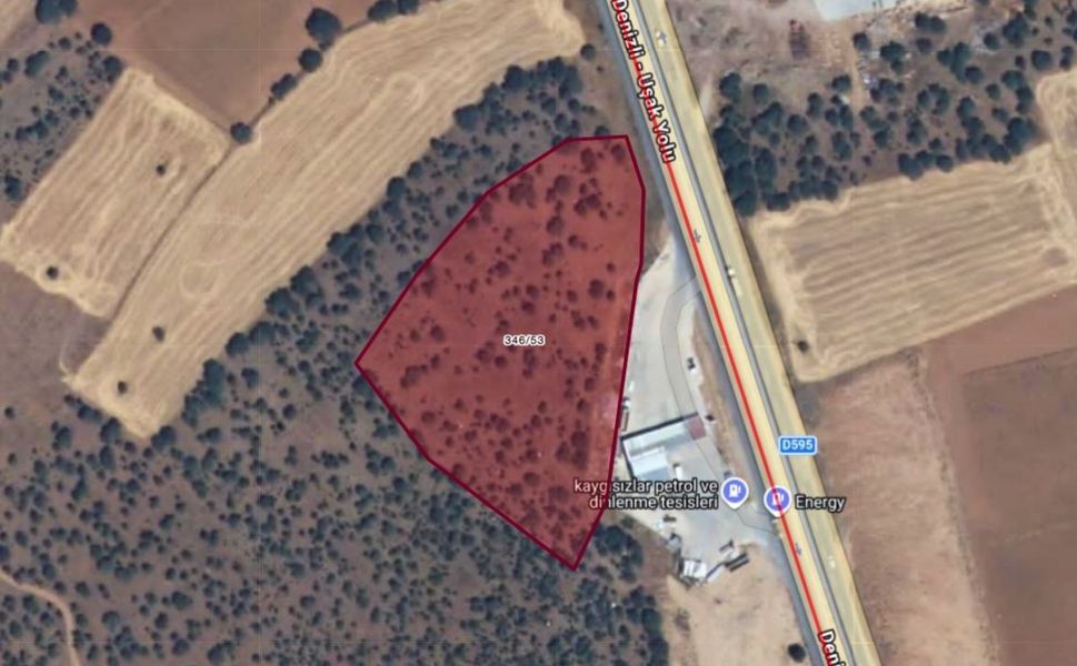 Uşak-Denizli Karayolunda satılık 12 bin 219 metrekare arsa