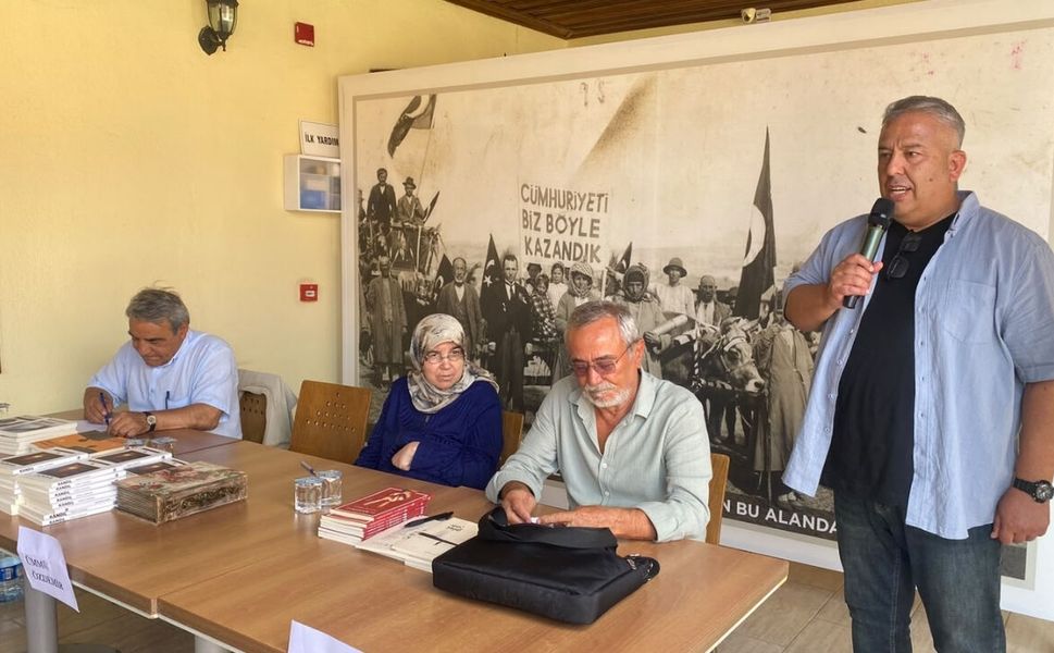 Uşak'ta Edebiyat Buluşması Yoğun İlgi Gördü