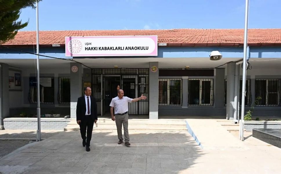 Halil Yücel Uşak Okullarındaki Hazırlıkları Yerinde İnceledi