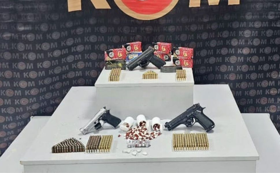 Uşak'ta 2 Şüpheli Gözaltına Alındı