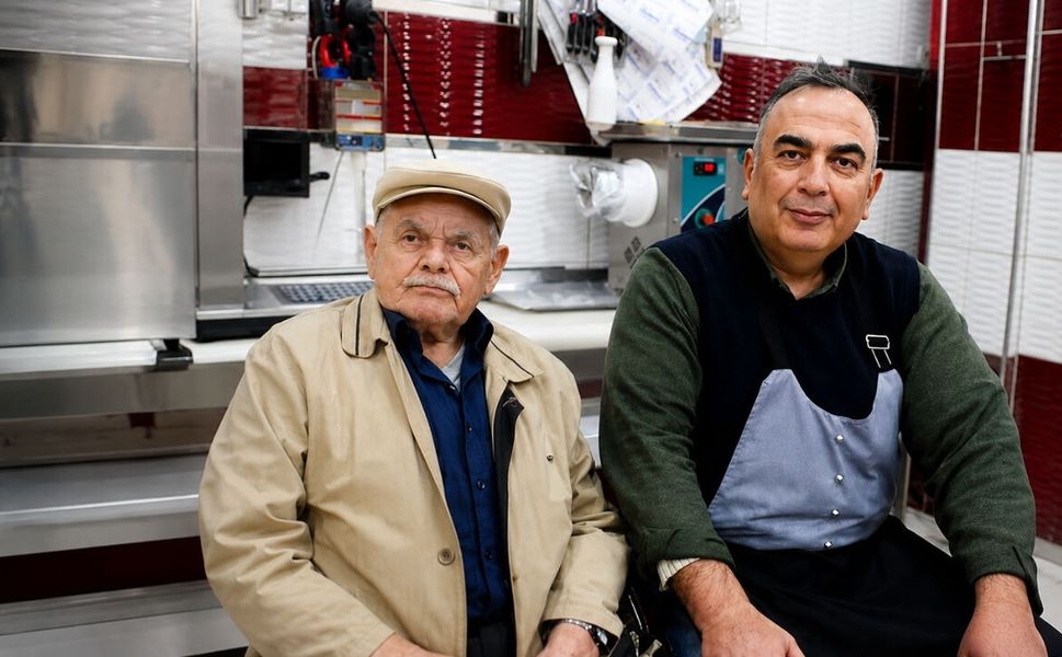 Uşak’ın Tanınan Esnafı Yaşar Tombak Hayata Veda Etti