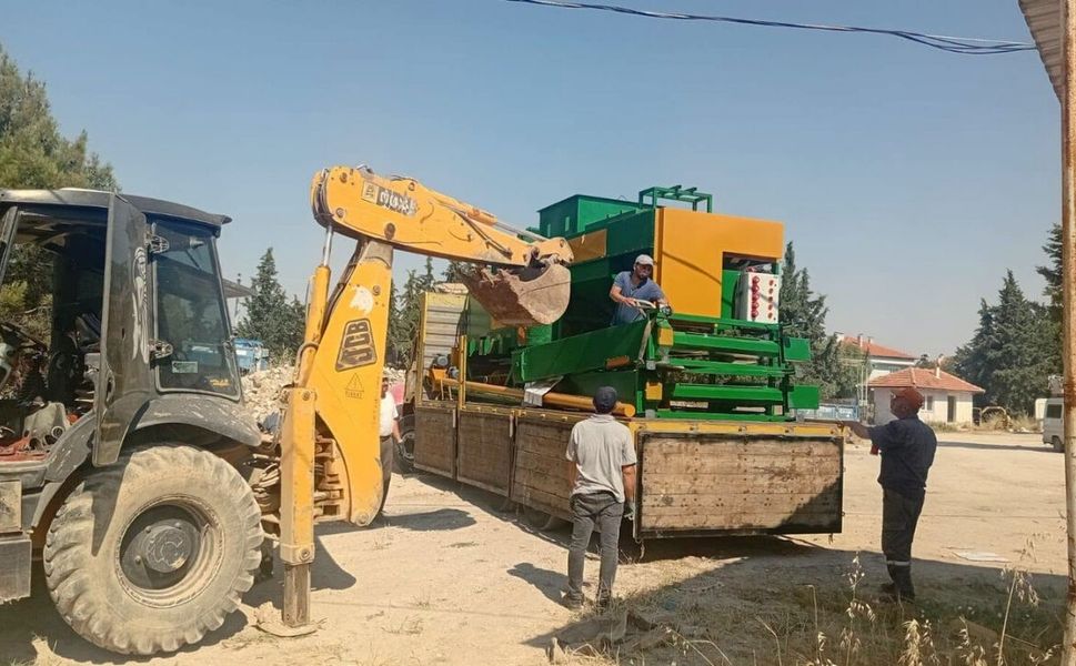 Uşak’ta Saatte 5 Ton Kapasiteli Makine Hizmete Açıldı