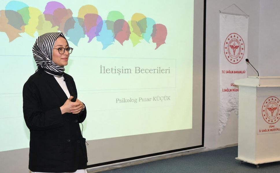 Sağlık Personeline İletişim Becerileri Eğitimi Verildi