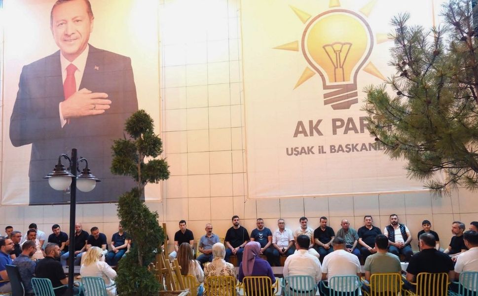 AK Parti Uşak Teşkilatında Bugün Mevlit Var