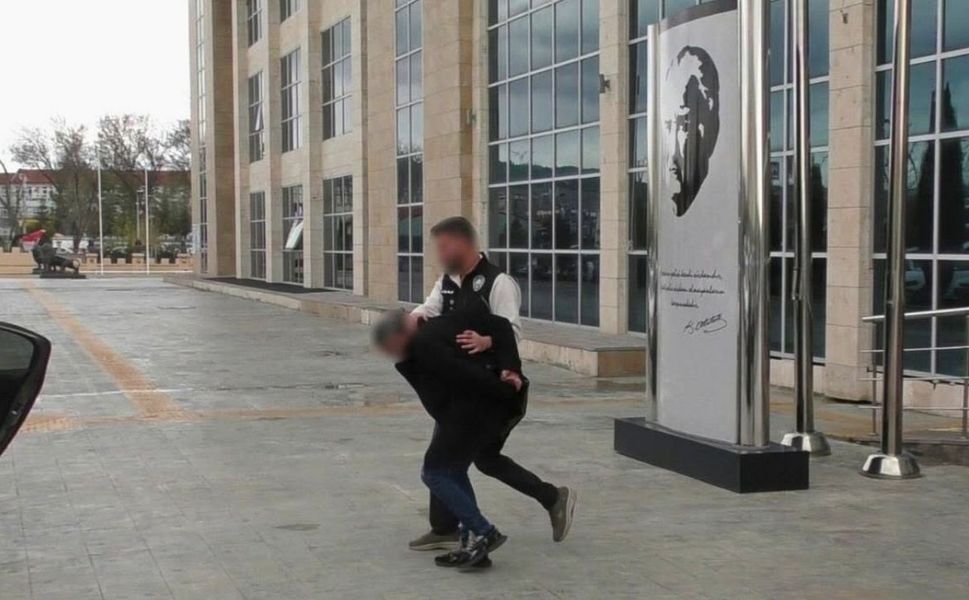 Uşak’ta Dolandırıcılık Suçundan Aranan Hükümlü Yakalandı