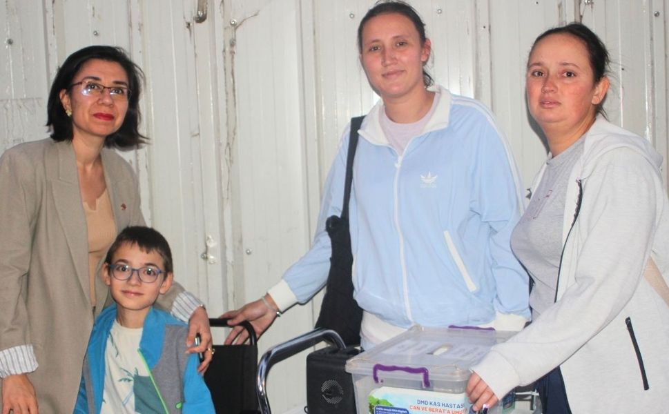 Uşak Belediye Başkanvekili Özkan’dan Kas Hastası Kardeşlere Destek