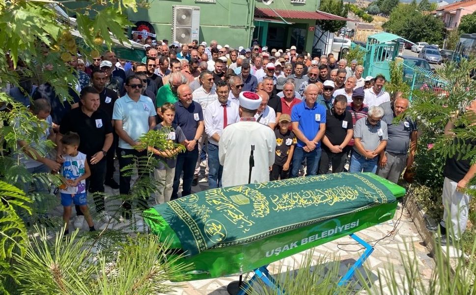 Uşaklı Nurettin Çoban Toprağa Verildi, Kardeşi Cenazede Yoktu