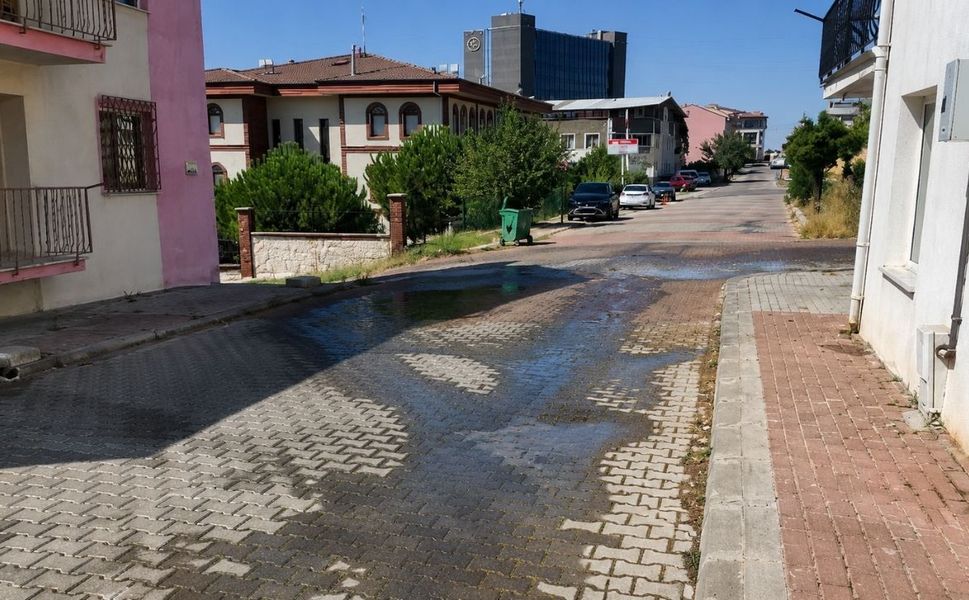 Uşak'ta Günlerdir Sular Boşuna Akıyor