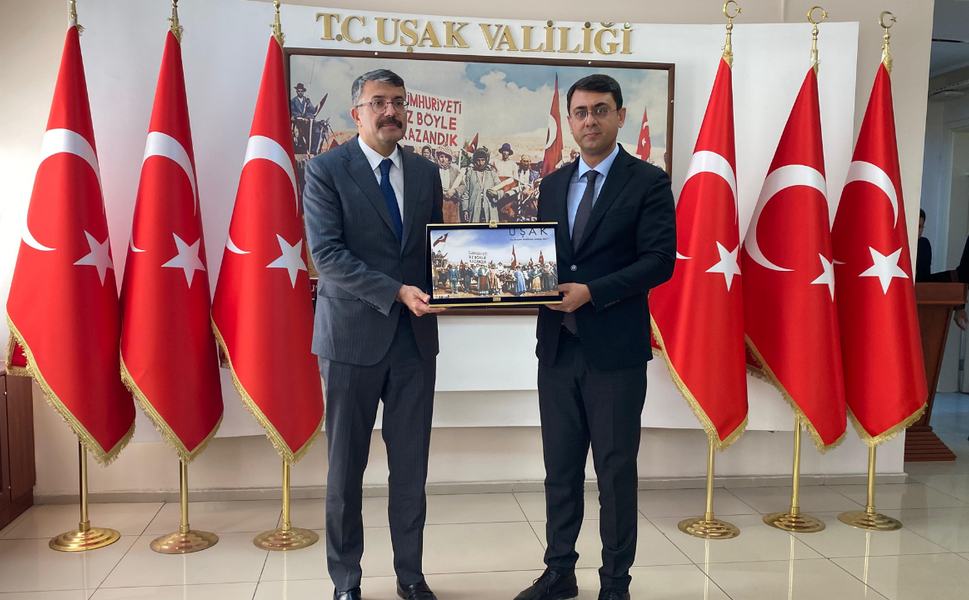 Bakan Yardımcısı Ali Çelik’ten Uşak Valiliği’ne Ziyaret
