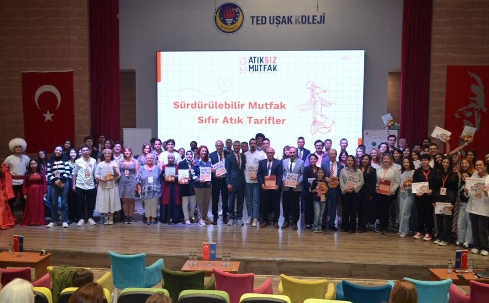 Uşak’ta Erasmus+ “Atıksız Mutfak” Projesinin Kapanış Galası Gerçekleştirildi