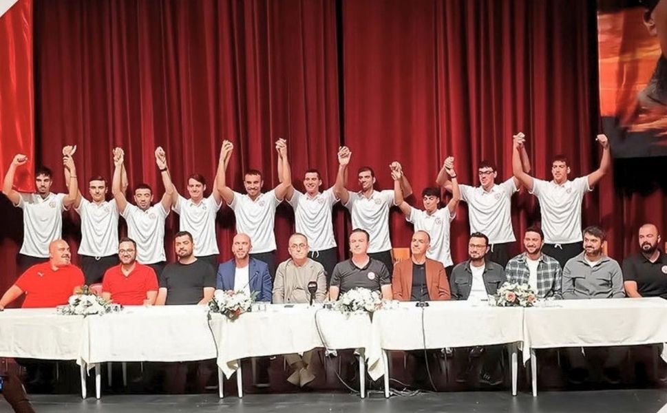 Uşak Basket Yeni Sezona “Merhaba” dedi