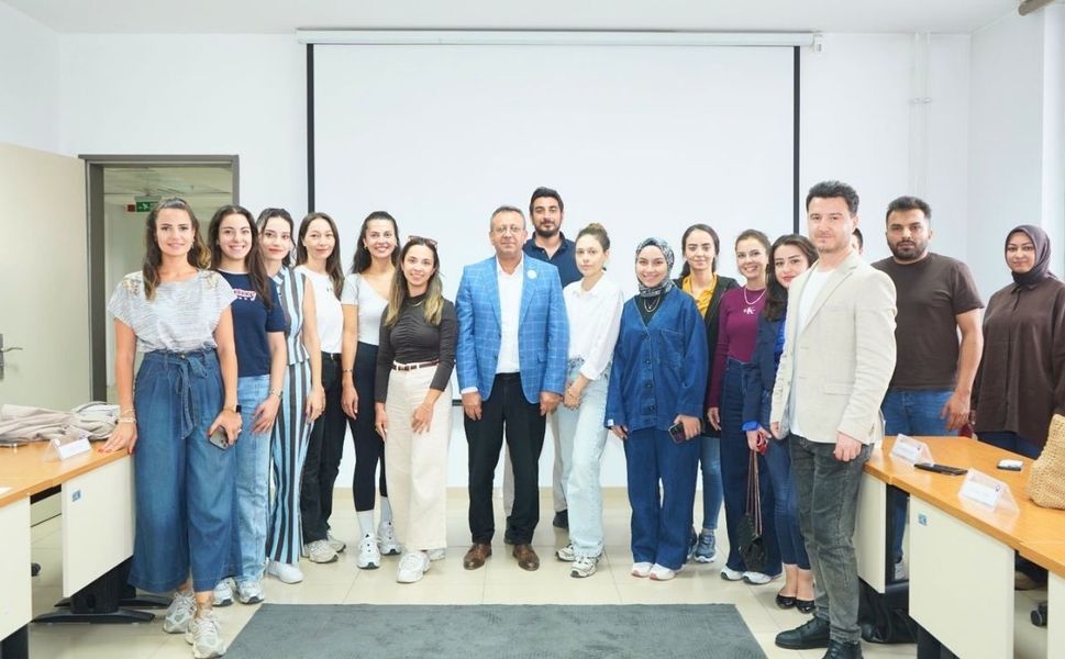 Uşak’ta Diyetisyenlere Yönelik İlk Yardım Eğitimi Düzenlendi
