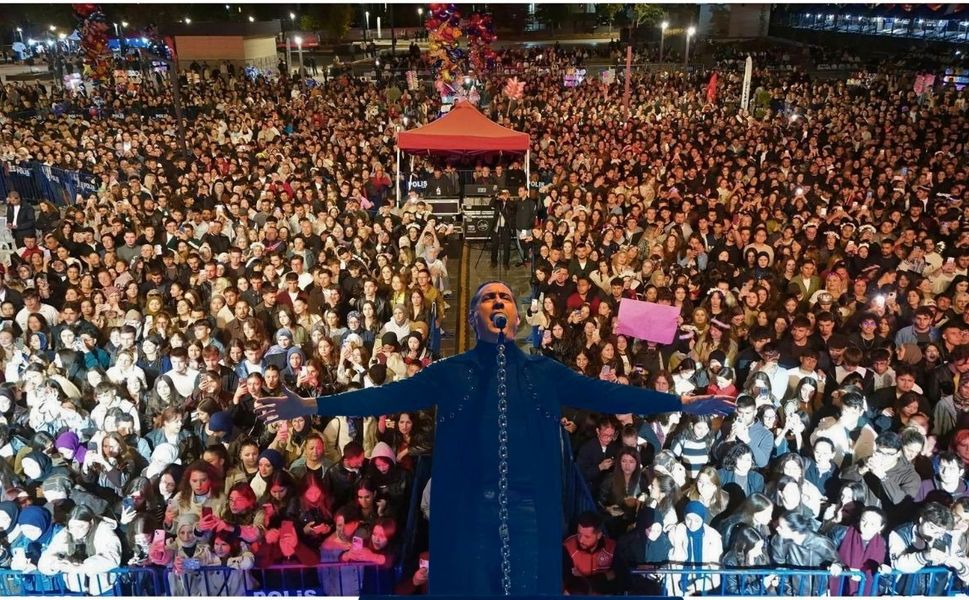 Kıraç Uşak’ta Binlerce Genci Buluşturdu