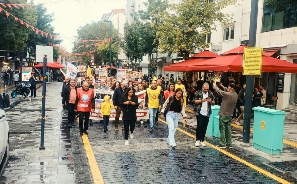 Uşak’ta Yıllar Sonra Yine Sorulan Soru: Okullarımız Nereye Gitti?