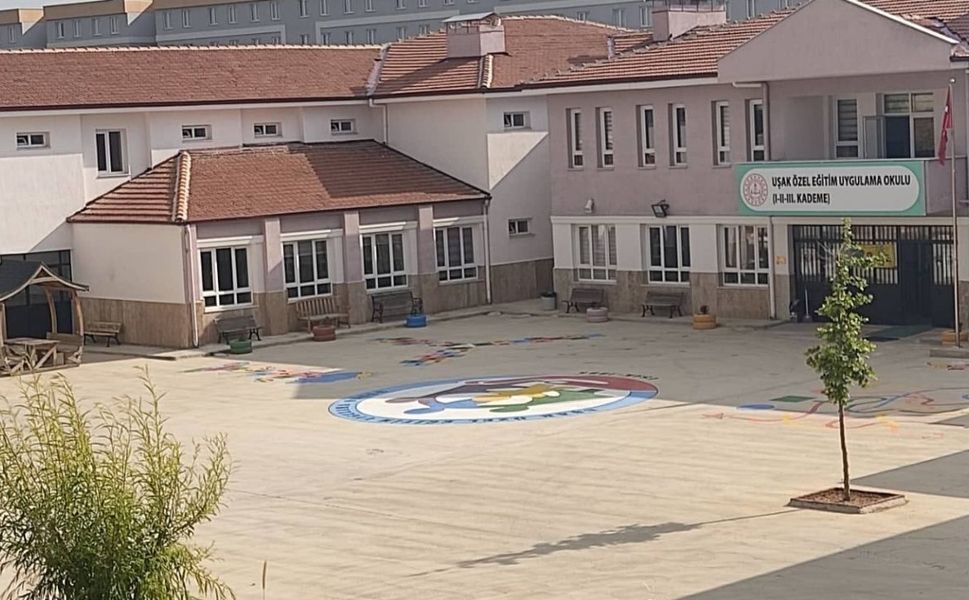 Uşak’ta Eğitim Camiasını Yakan Acı Haber