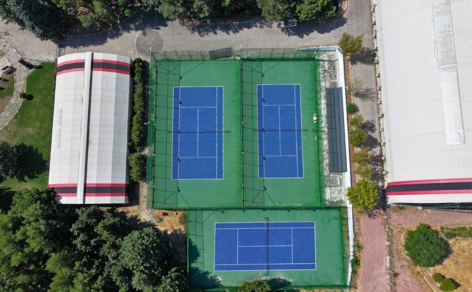 Uşak Belediyesi’nden tenis turnuvası
