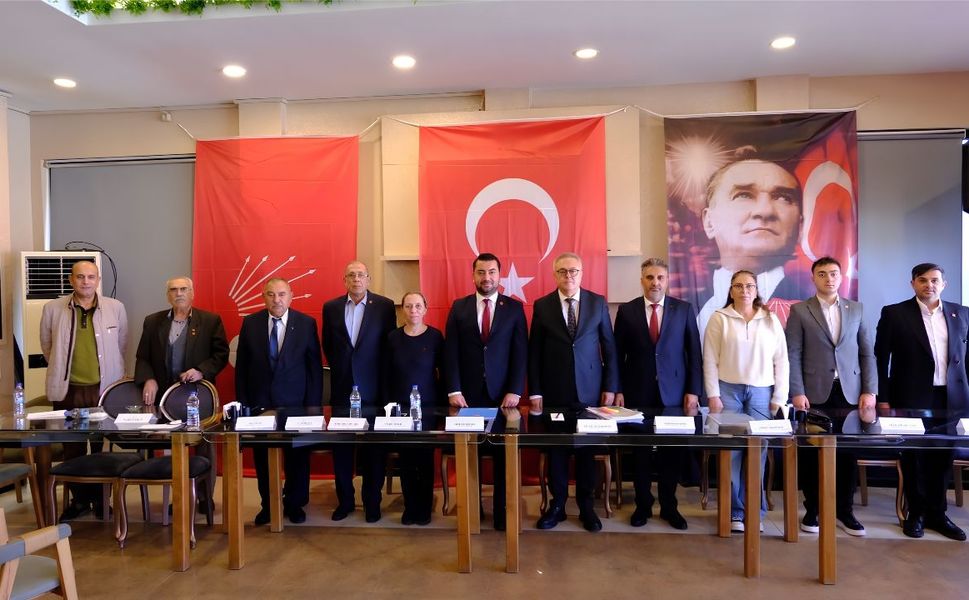 CHP Uşak İl Başkanlığı Basınla Buluştu