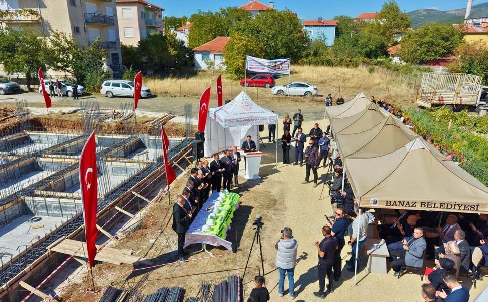 Uşak/ Banaz’da hayırseverin yaptırdığı ASM’nin temeli Atıldı