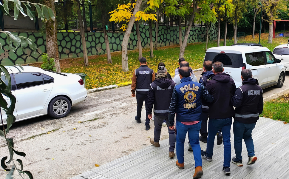 Uşak’ta Dev Dolandırıcılık; 43 Aracın Kilometresi Düşürülmüş