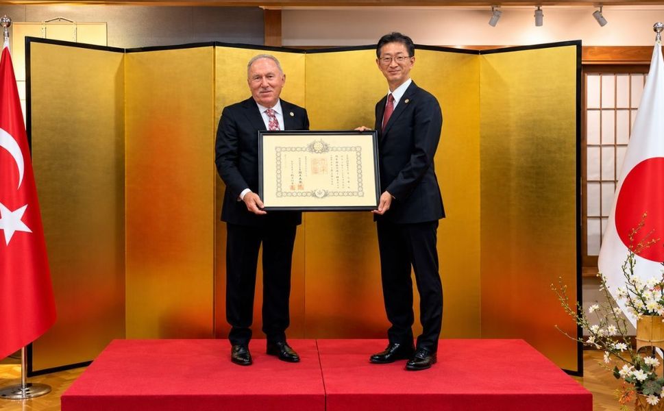 Uşaklı Hasan Murat Mercan’a Japonya’dan Devlet Nişanı