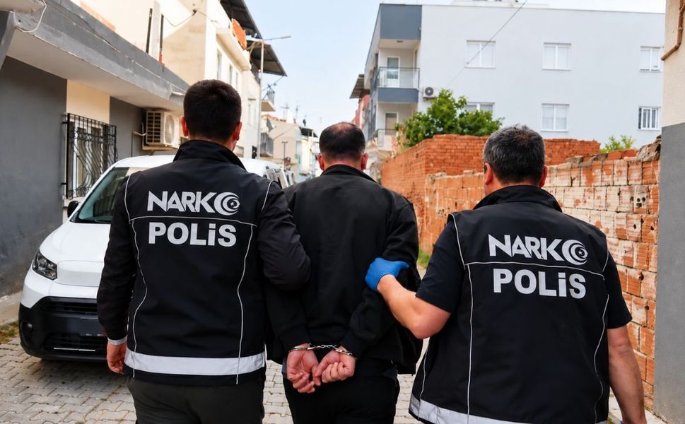 Uşak Dahil 78 İlde Yasaklı Madde Operasyonu: 1.466 Tutuklama