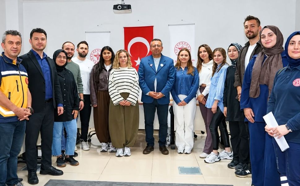 Uşak’ta Fizyoterapistlere Sertifikalı İlk Yardım Eğitimi