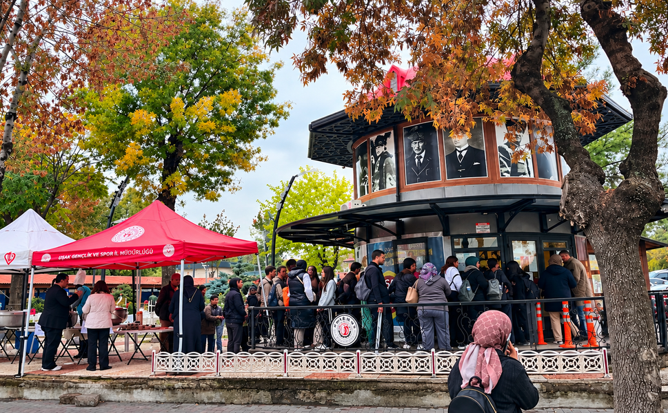 Uşak Kart Zorunluluğu Vatandaşı Mağdur Etti