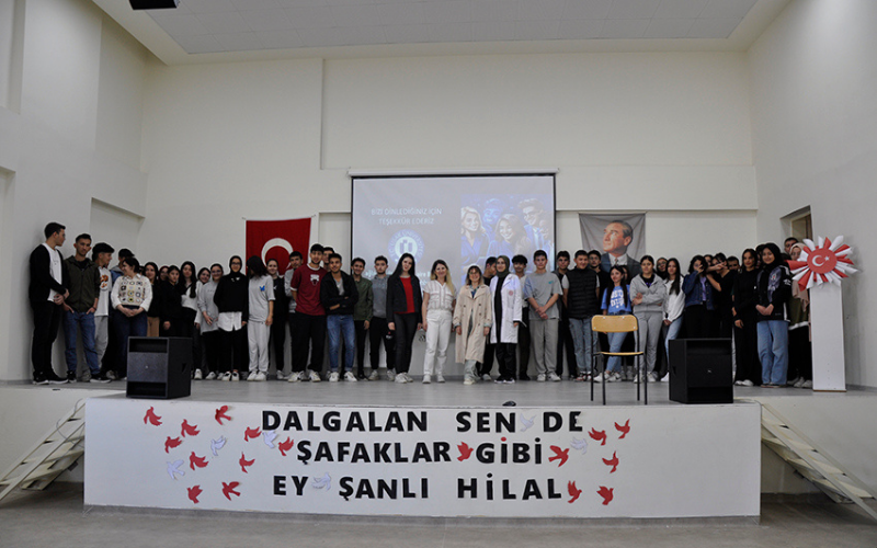 Karahallı Anadolu Lisesi