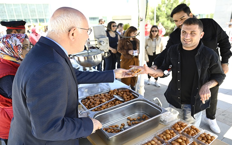 Lokma Dağıtımı